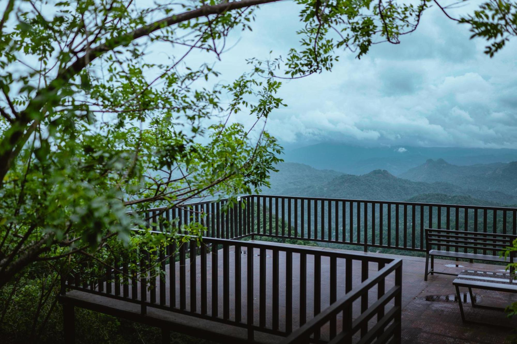 Haze And Kites Resort Munnar Exterior foto