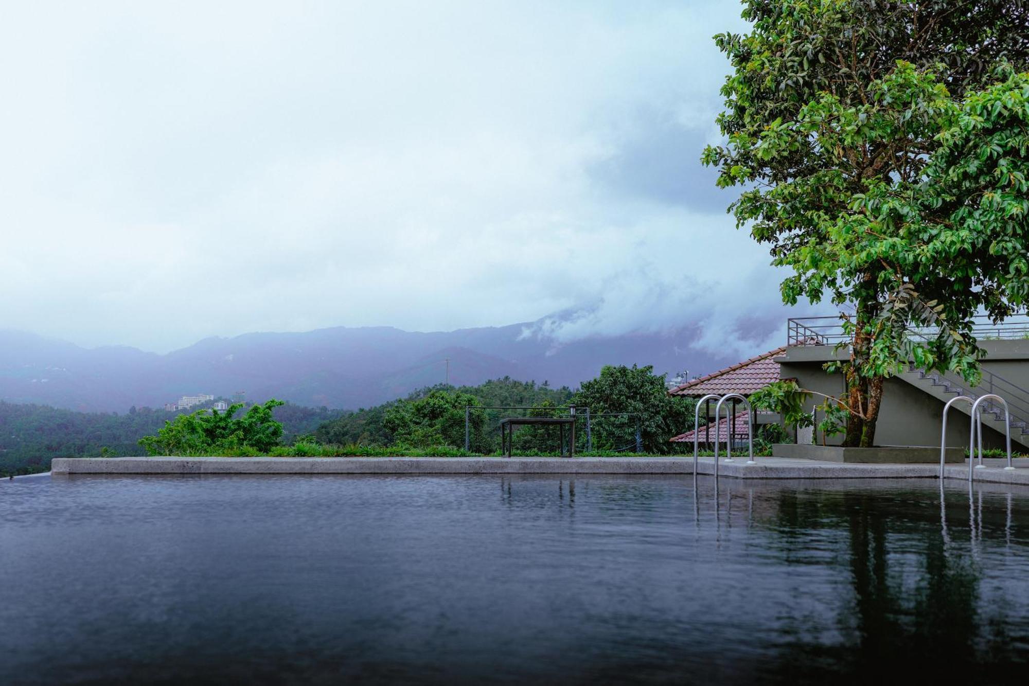 Haze And Kites Resort Munnar Exterior foto